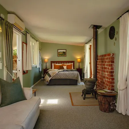 St Leonards Vineyard Cottages-2